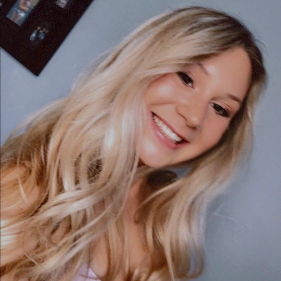 Meet your Posher, Jenna - Picture 1 of 1